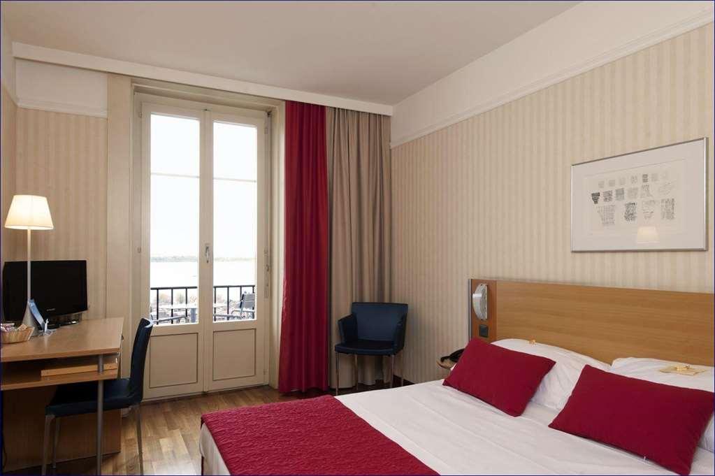Hotel Alpes & Lac Neuchâtel Rom bilde