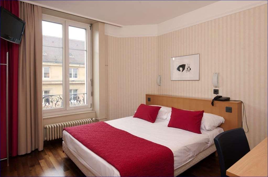 Hotel Alpes & Lac Neuchâtel Rom bilde